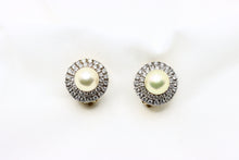  Gold Earrings with pearls and diamonds