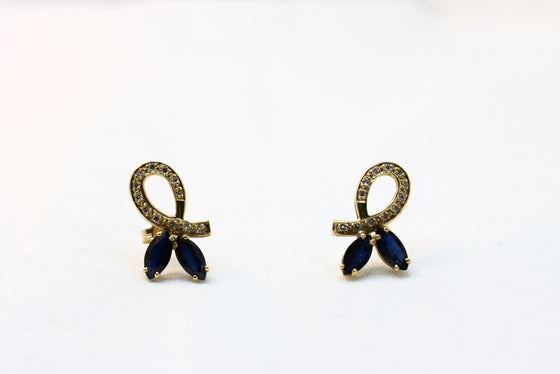 Gold Earrings with sapphire and diamonds