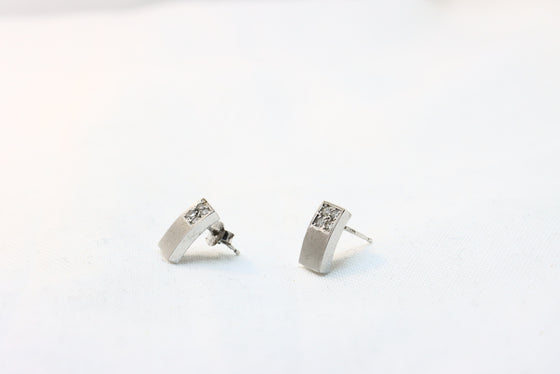 White Gold Earrings with diamonds