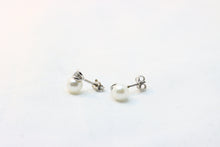  White Gold Earrings with pearl and diamonds