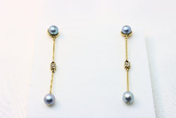 Gold Earrings with blue pearl and diamonds