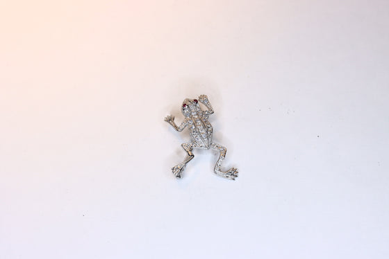 Silver Brooch Frog