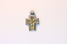  White Gold Cross with citrine and diamonds