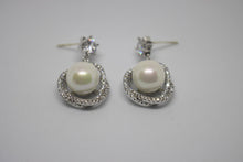  Silver Earring with pearl and zircons