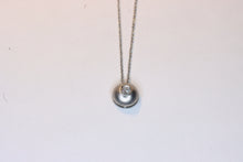  White Gold Pendant with diamond