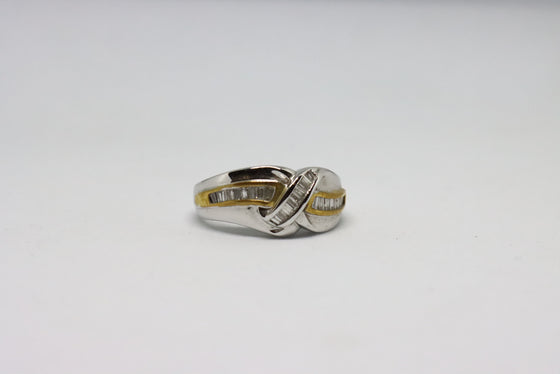 Yellow and White Gold Ring with diamonds