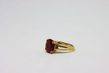  Gold Ring with ruby