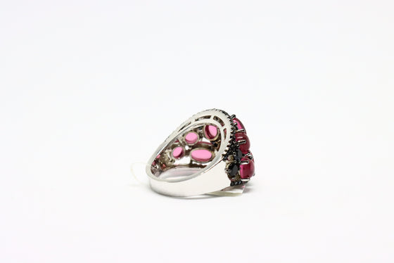 Silver Ring with pink gemstones