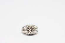  Silver Ring with zircon