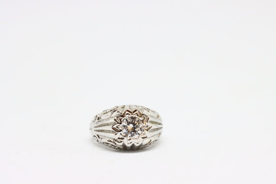 Silver Ring with zircon