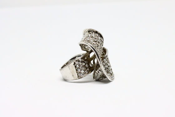 Silver Ring with zircons