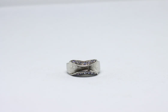 Silver Ring with zircons