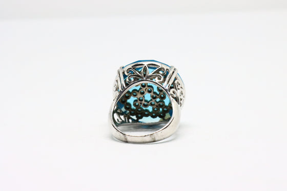 Silver Ring with gemstone