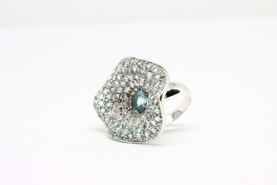 Silver Ring with zircons