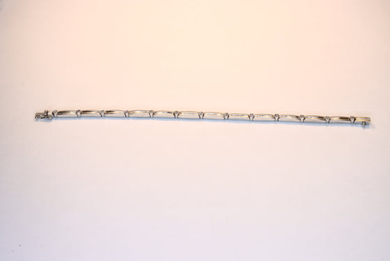 White Gold Tennis Bracelet with diamonds