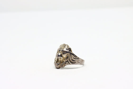 Silver Ring Lion