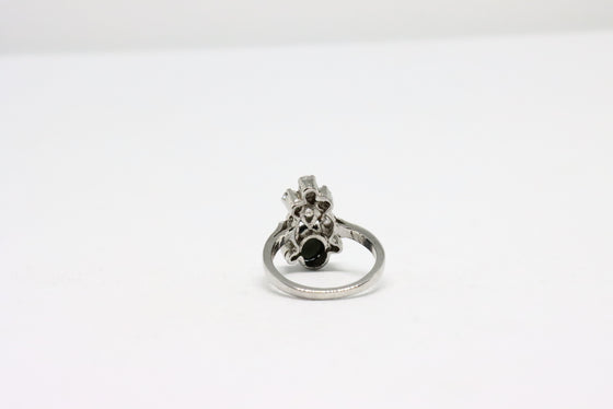 Silver Ring with zircons